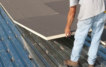benefits of insulating Dun Charlabhaigh flat roofing